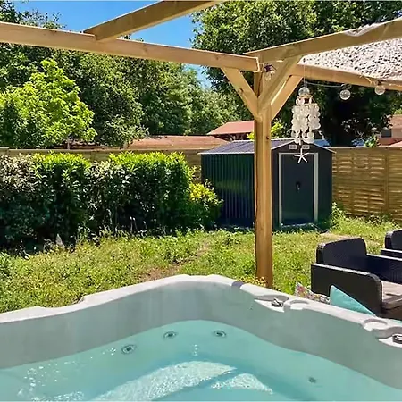 Jolie Maison Avec Jacuzzi Prázdninový dům