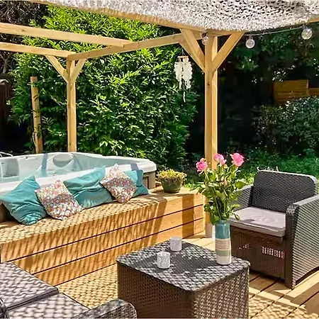 Jolie Maison Avec Jacuzzi * Vensac